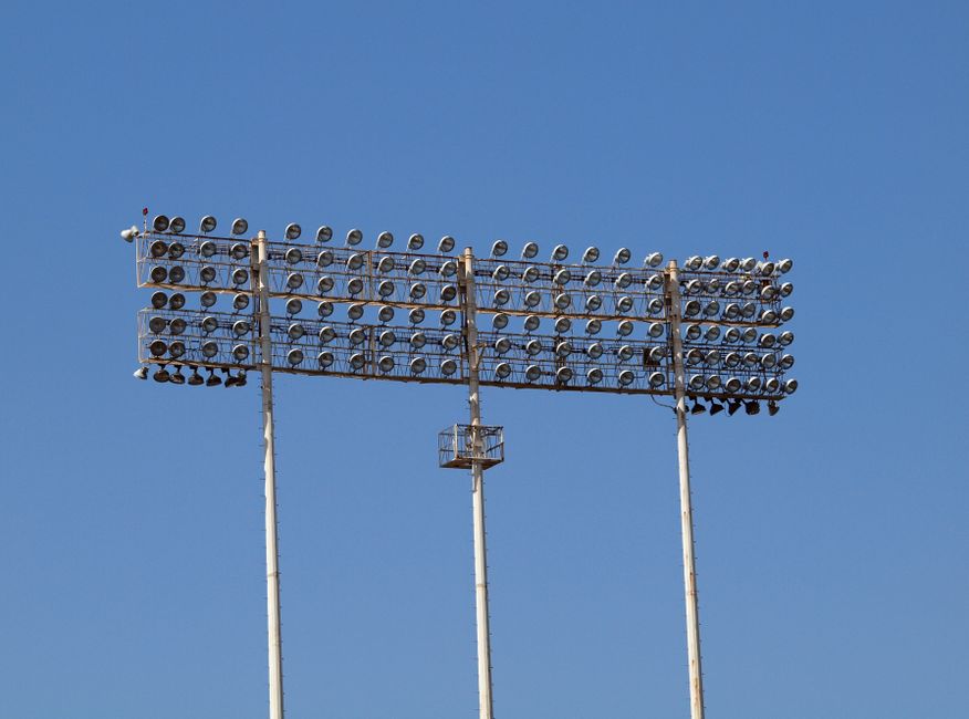 كشاف LED ١٠٠ واط IP66